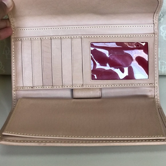 Authentic Dooney and Bourke Purse & Wallet - Picture 5 of 8